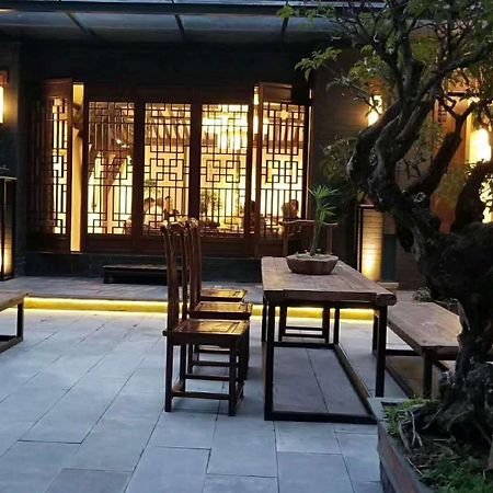 Zhuangse Chengdu Youth Hostel Exteriör bild