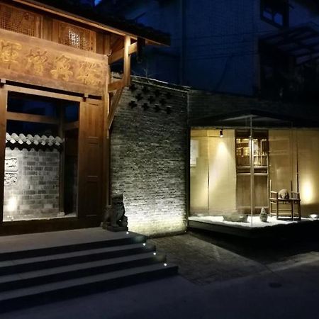 Zhuangse Chengdu Youth Hostel Exteriör bild